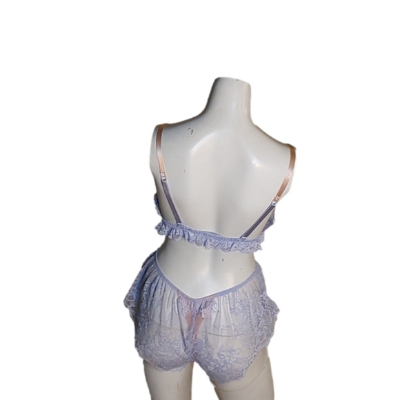 VICTORIA SECRETS DREAM ANGEL LINGERIE SETS BRAS SIZE 36B PANTY SIZE MEDIUM - Picture 2 of 6